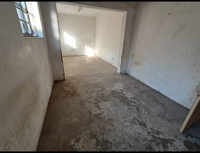 875M² WORKSHOP TO LET IN DUNCANVILLE